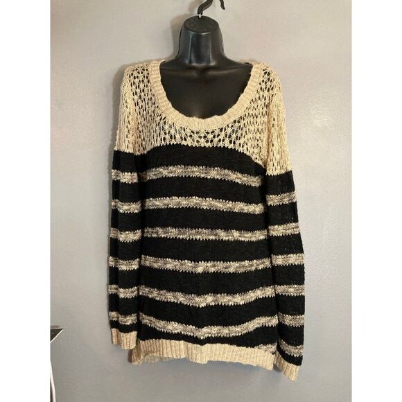 Sweaters - Crystal Kobe tan and black crochet sweater